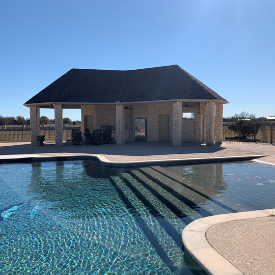 luxury home swimming pool